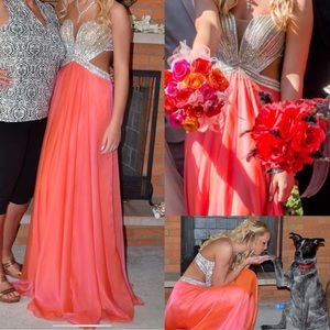 Prom / formal full length dress size 2, fits 2-4, with added clasp to fit 0-2 :)